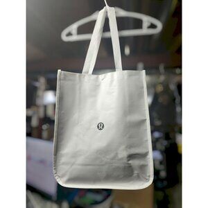 lululemon shopping bag large white x 3